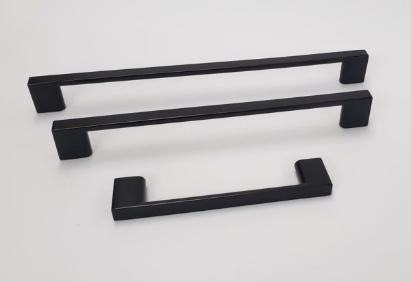 Puxadores Rigore Preto e Branco - Image 3