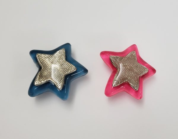 Puxador estrela em resina translúcida