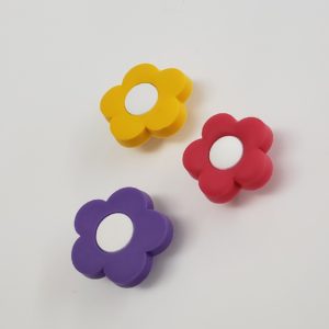 Puxador flor em borracha.